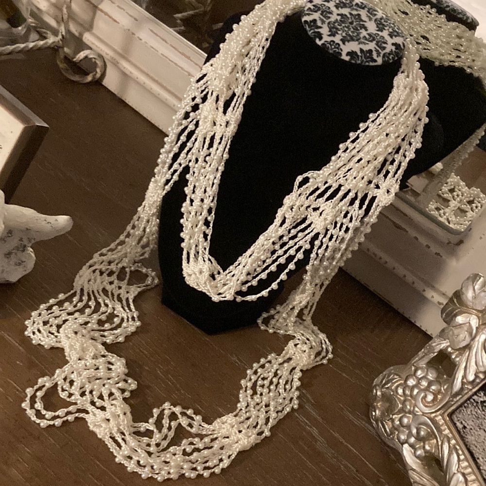 Pearl / knit wrap necklace